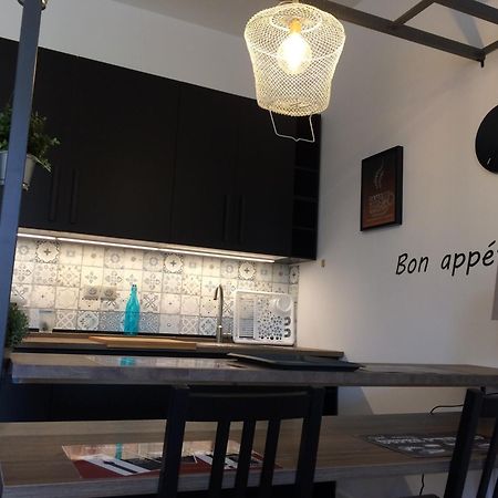 Une Terrasse Aux Chartrons Bordeaux Exterior foto